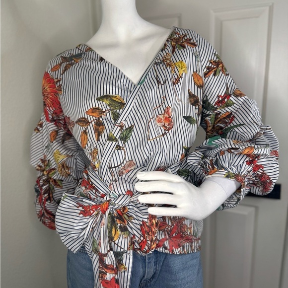 Unbranded Black and White Wrap Tie Front Blouse Size Medium. - Picture 1 of 14